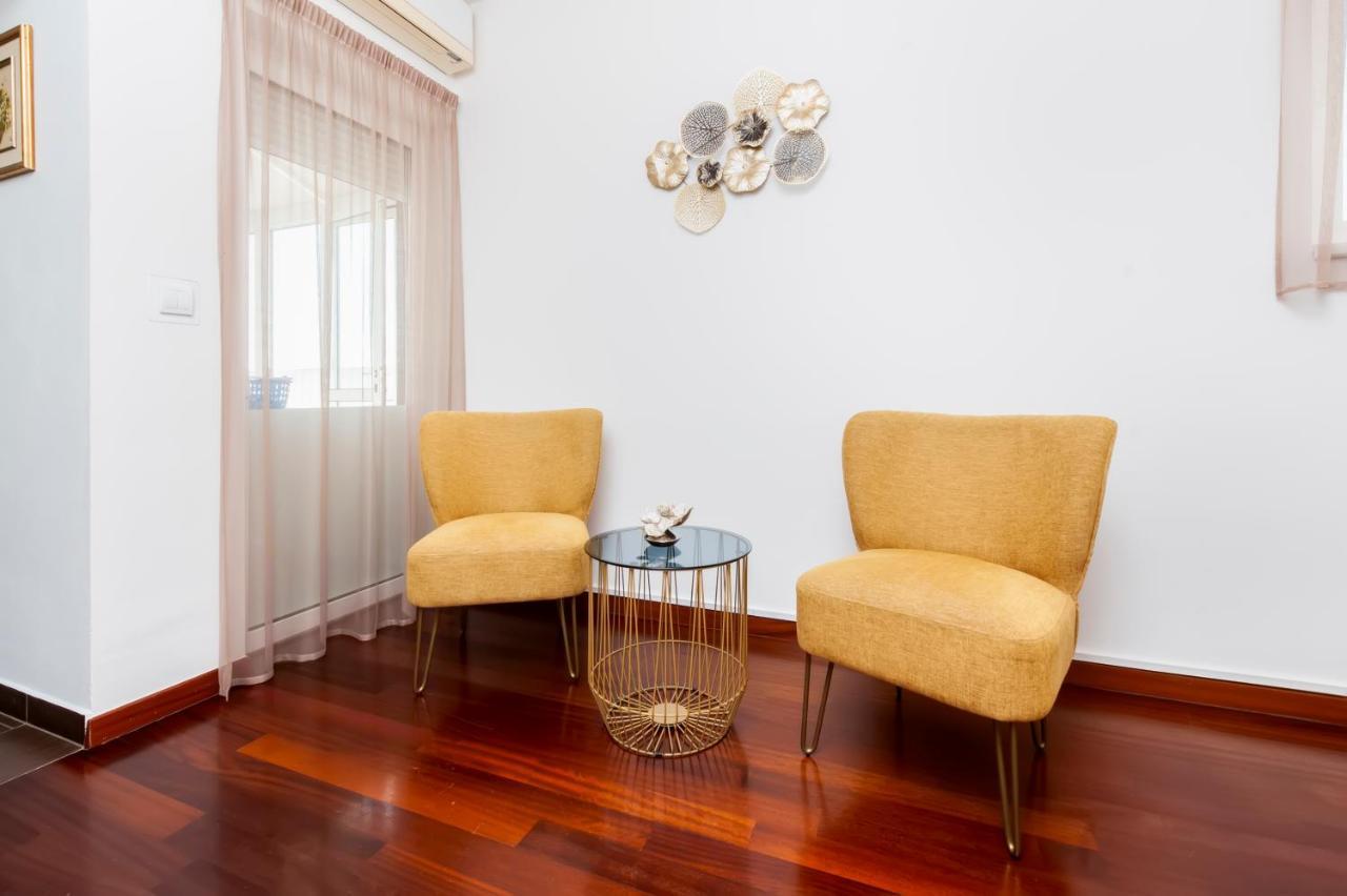 Apartment Anerol Rovinj Bagian luar foto