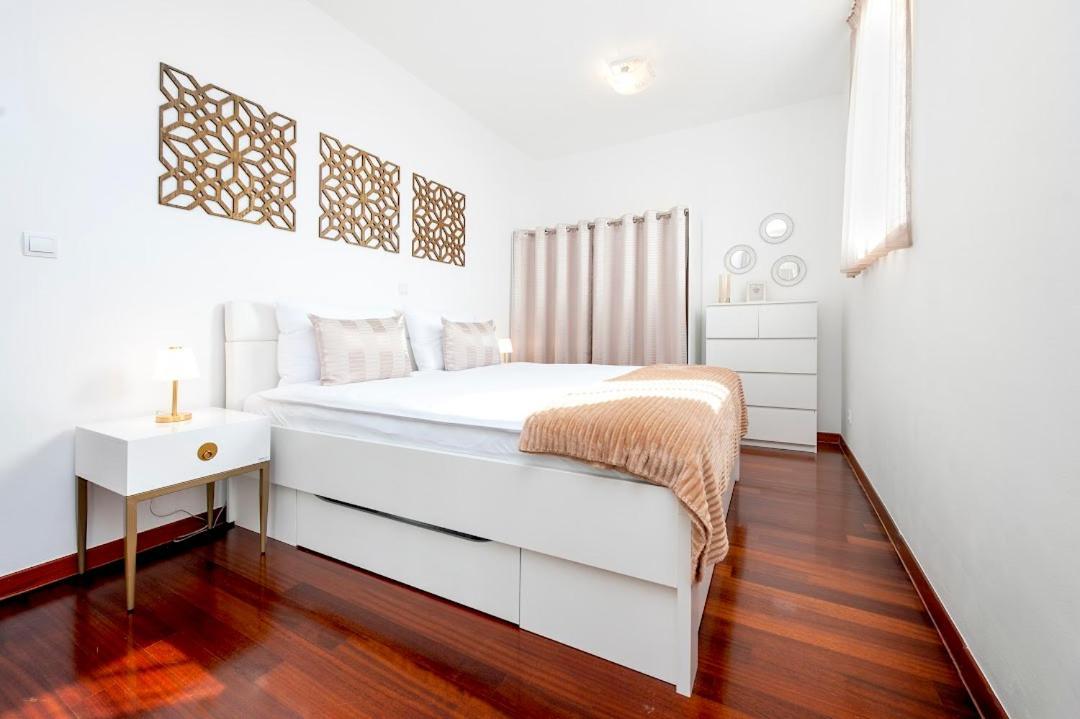 Apartment Anerol Rovinj Bagian luar foto